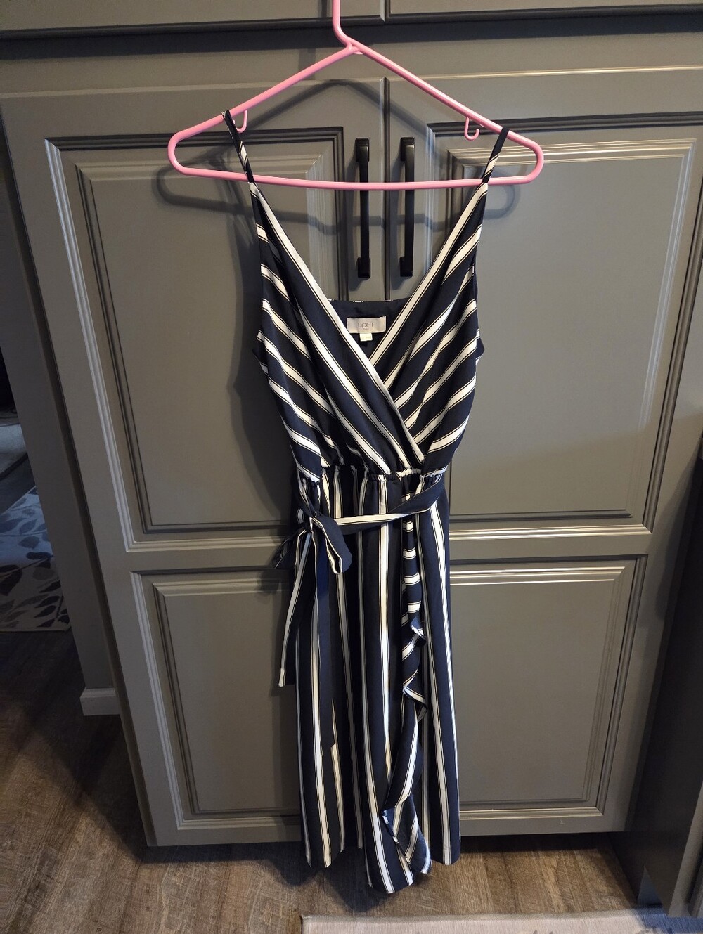 LOFT DRESS SIZE X SMALL